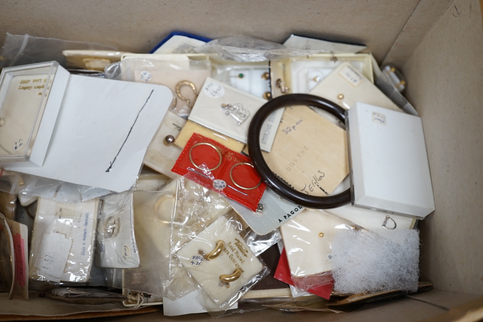 A large quantity of assorted mainly costume jewellery, including silver. Condition - fair